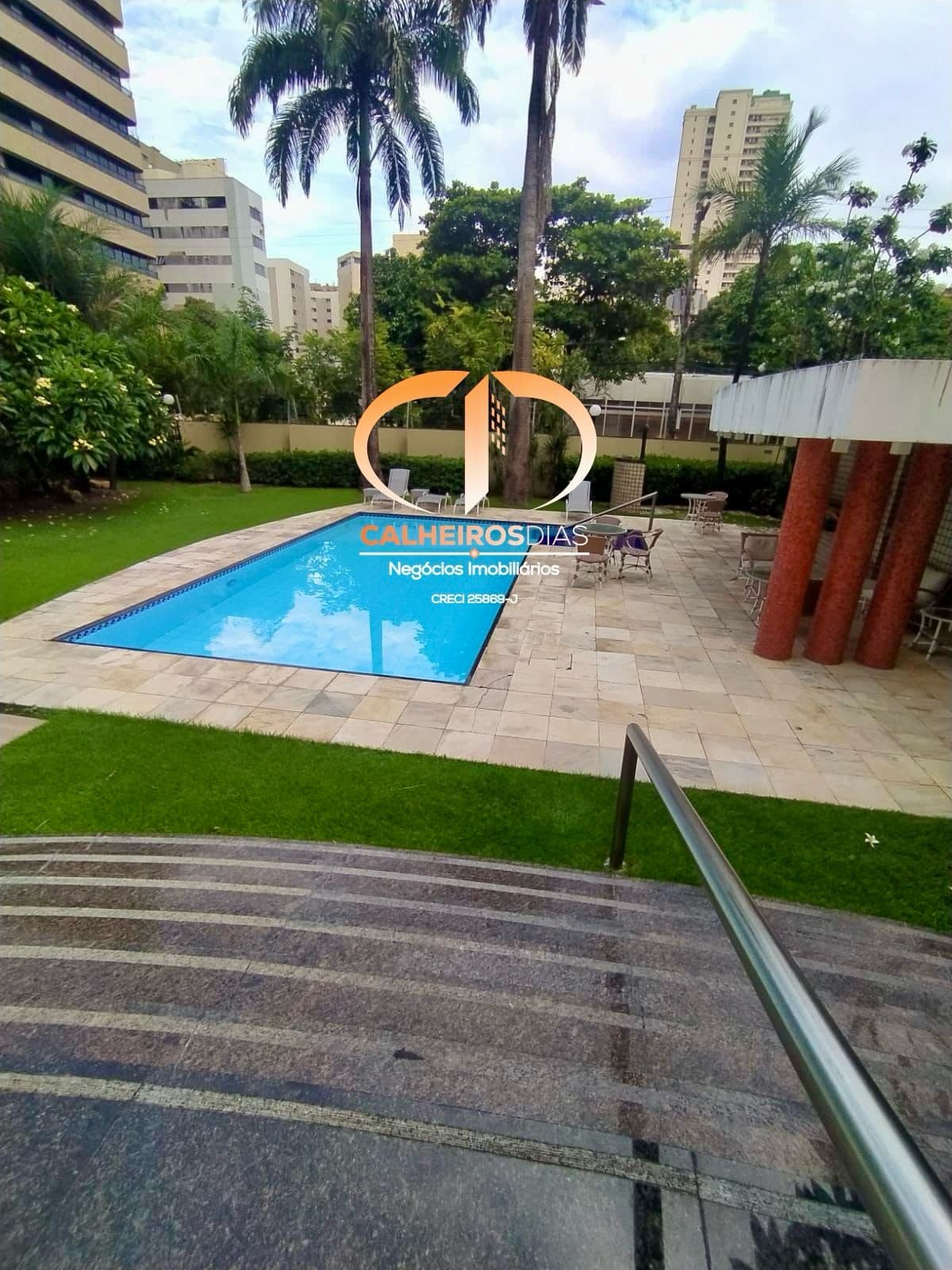 Área externa · 310 m² com 3 suítes e um andar por pavimento, alto padrão no coração do Meireles — foto 4