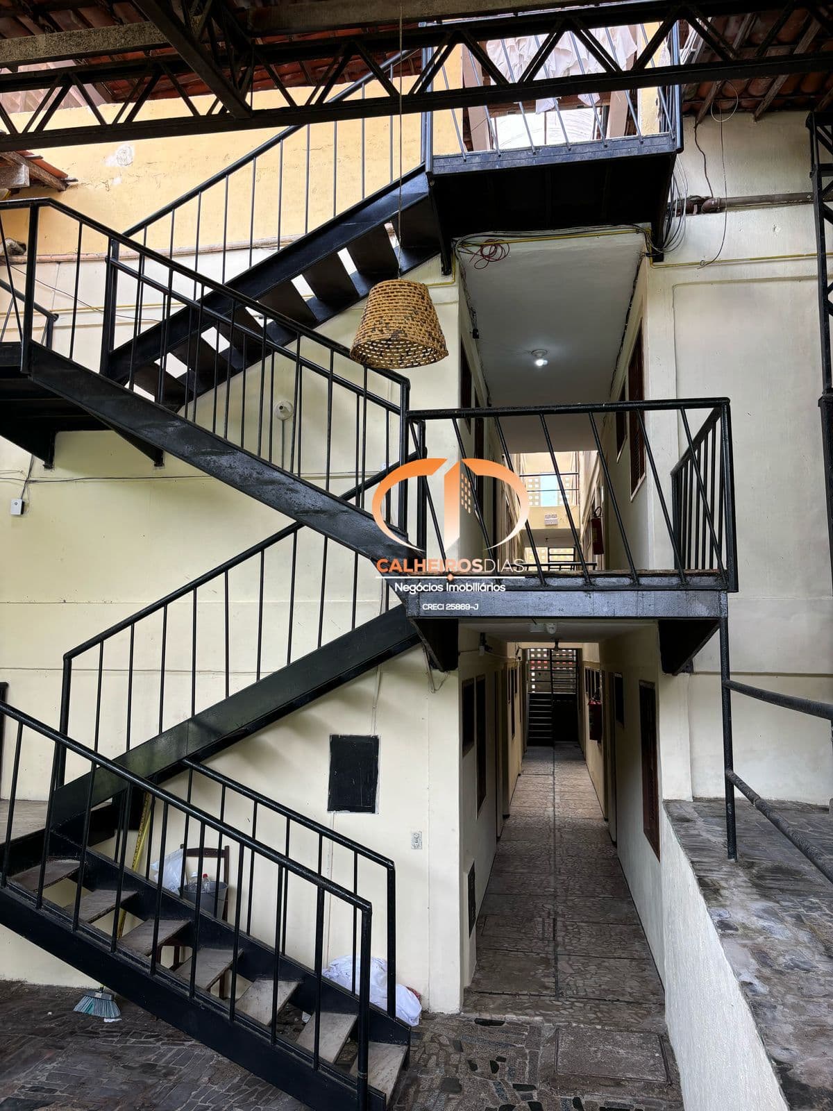 Área externa · Investimento raro na Serra de Baturité: pousada de 36 quartos na praça central de Pacoti — foto 10