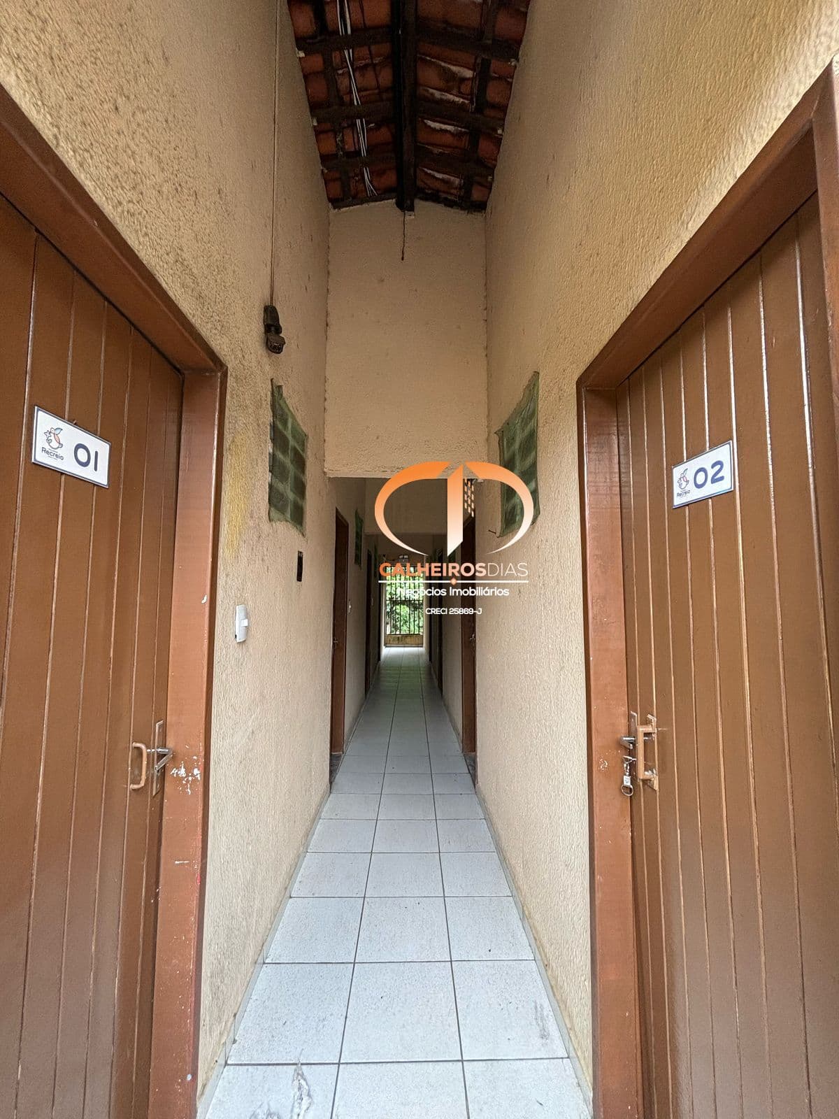 Área externa · Investimento raro na Serra de Baturité: pousada de 36 quartos na praça central de Pacoti — foto 12