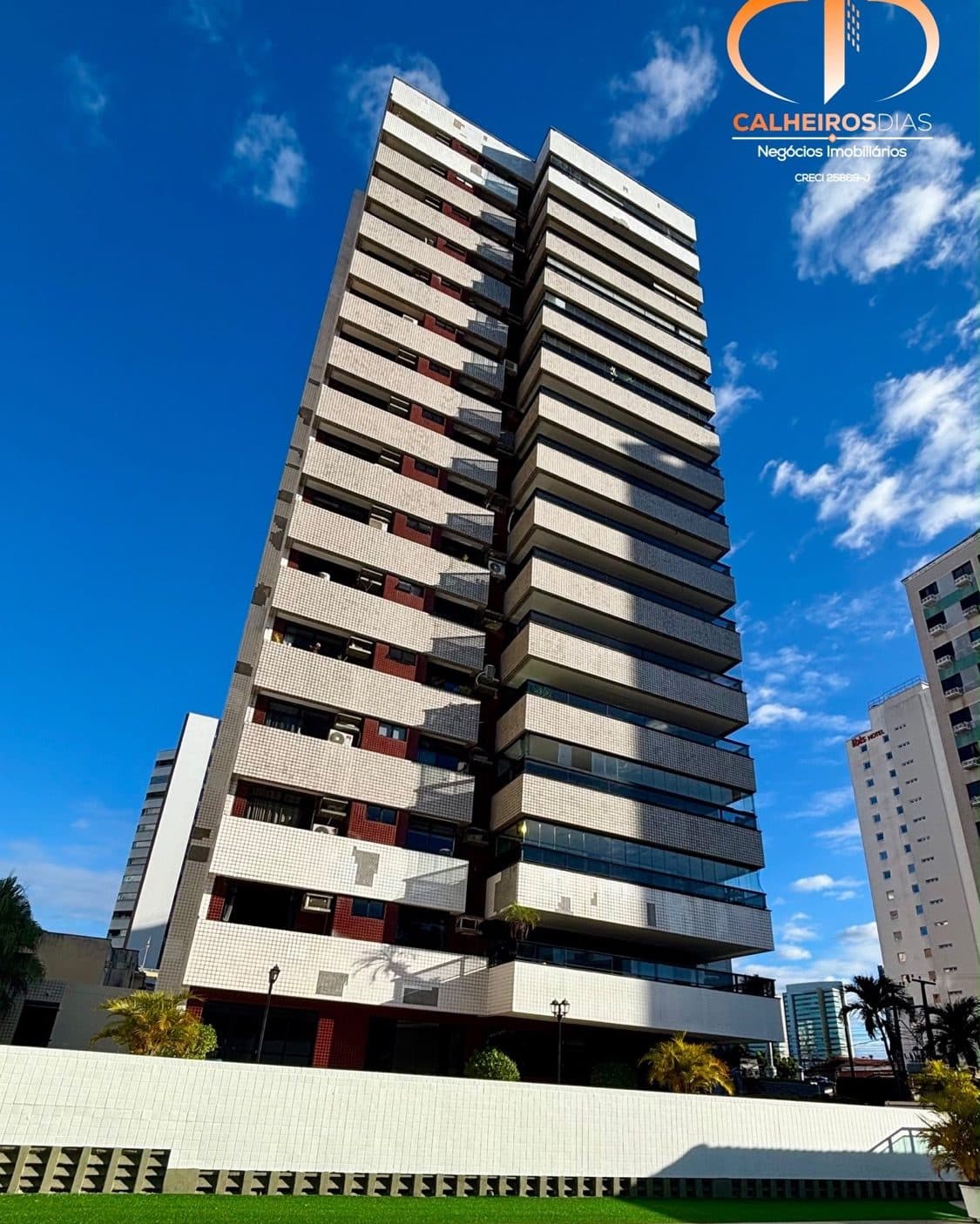 Apartamento no bairro Guararapes