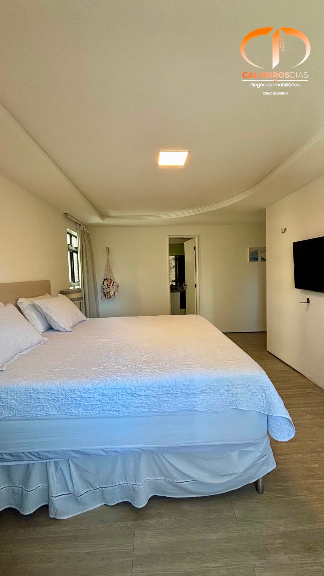 Três suítes, varandão com cortina de vidro e 4 vagas no Guararapes — foto 14