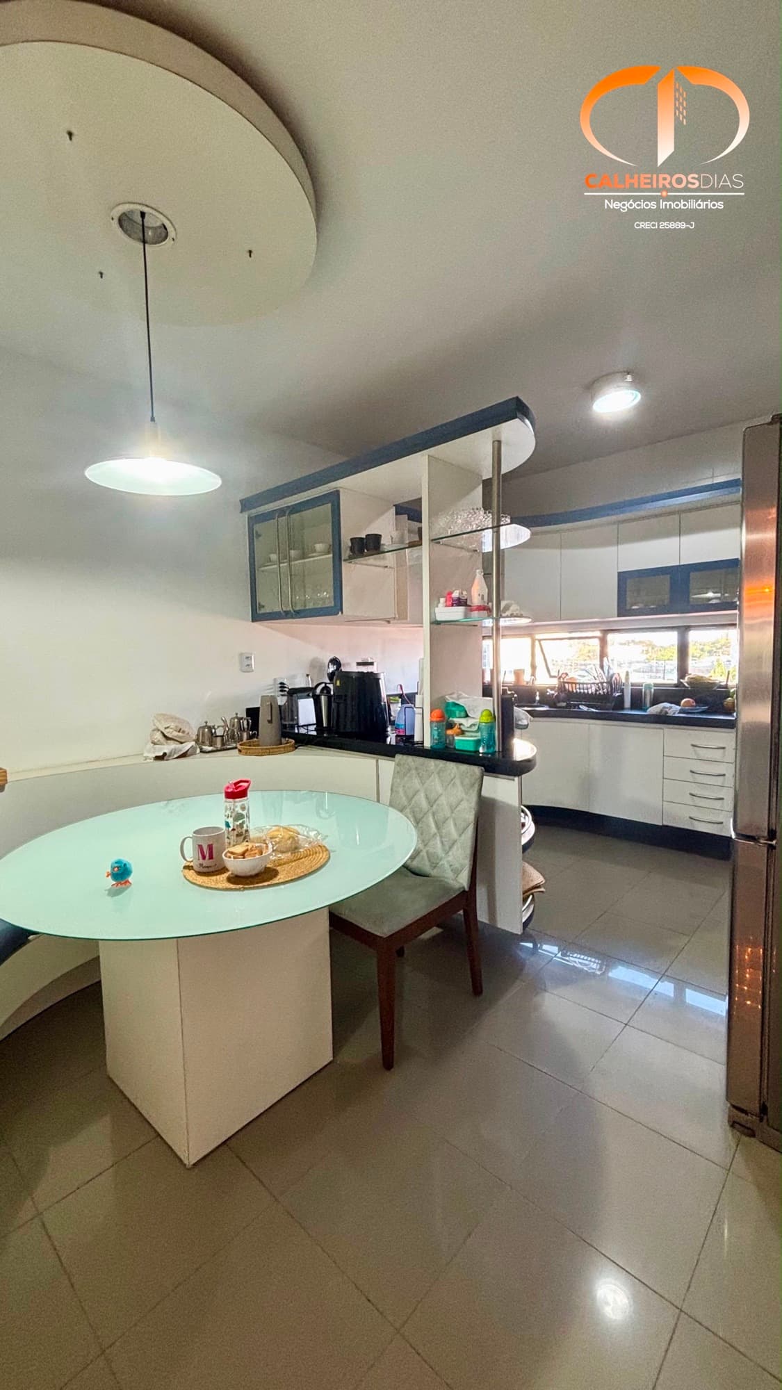 Três suítes, varandão com cortina de vidro e 4 vagas no Guararapes — foto 25