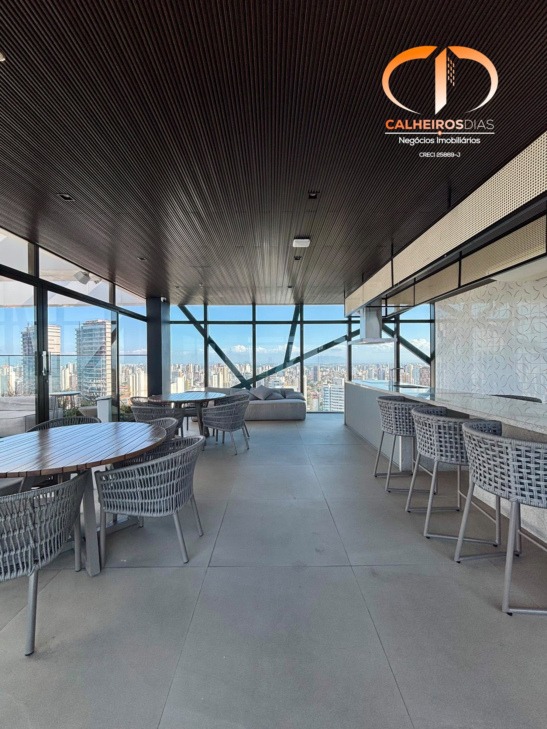 Área externa · Apartamento de 40 m² com suíte e varanda, no Beach Class Meireles — foto 8