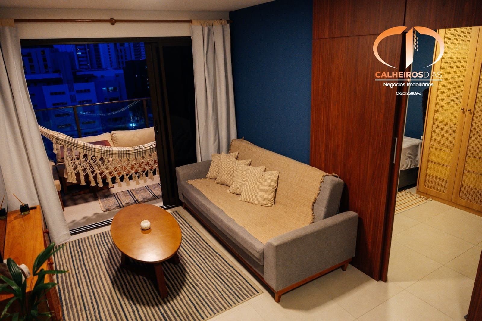 Apartamento de 40 m² com suíte e varanda, no Beach Class Meireles — foto 5