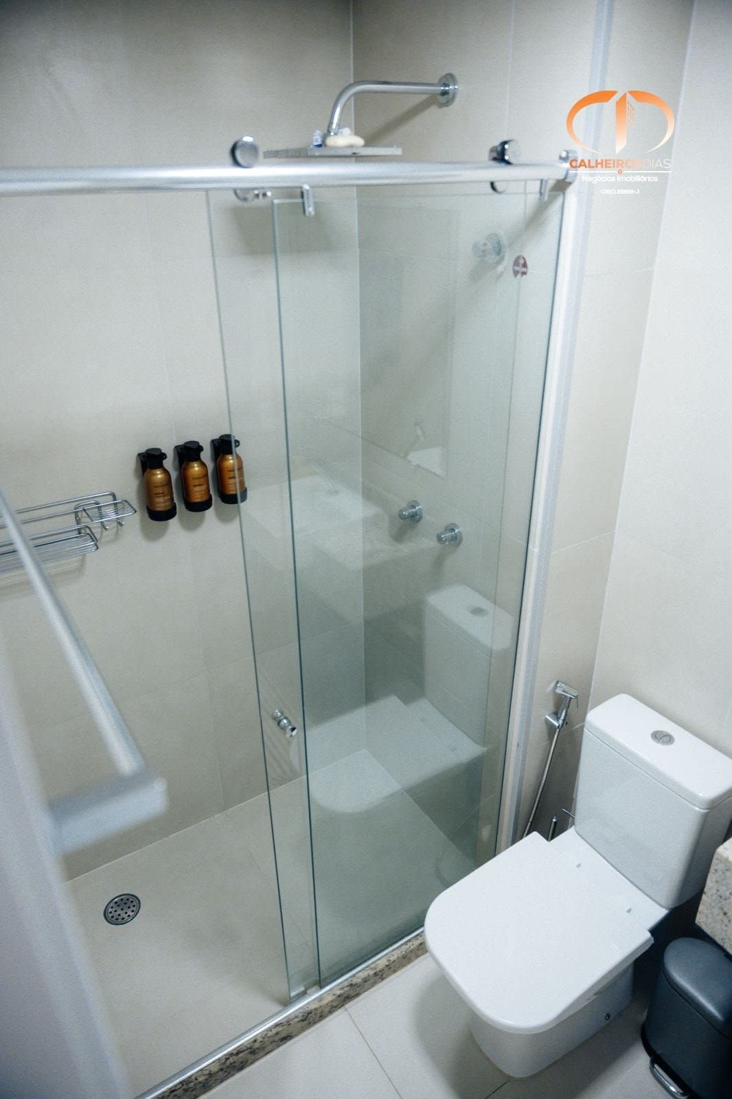 Apartamento de 40 m² com suíte e varanda, no Beach Class Meireles — foto 12
