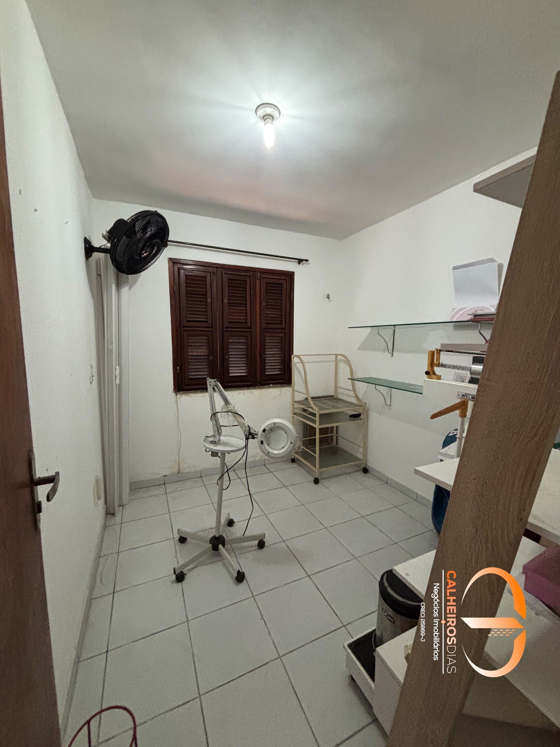 Casa de 400 m² com chalé independente e cinco vagas no Papicu — foto 7
