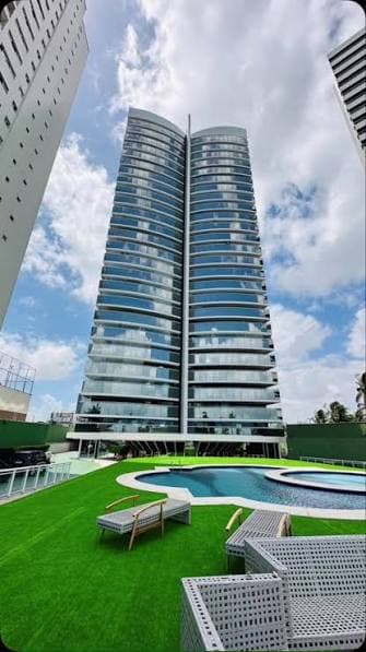 Apartamento no bairro Mucuripe