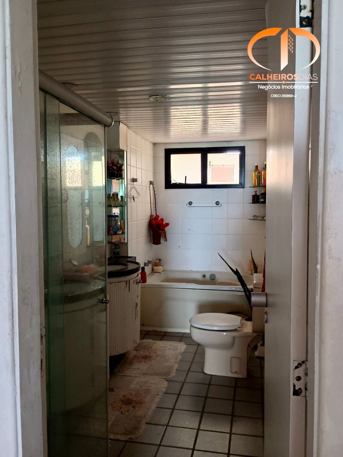 220 m² de frente para o mar, com três suítes, na Beira-Mar — foto 12