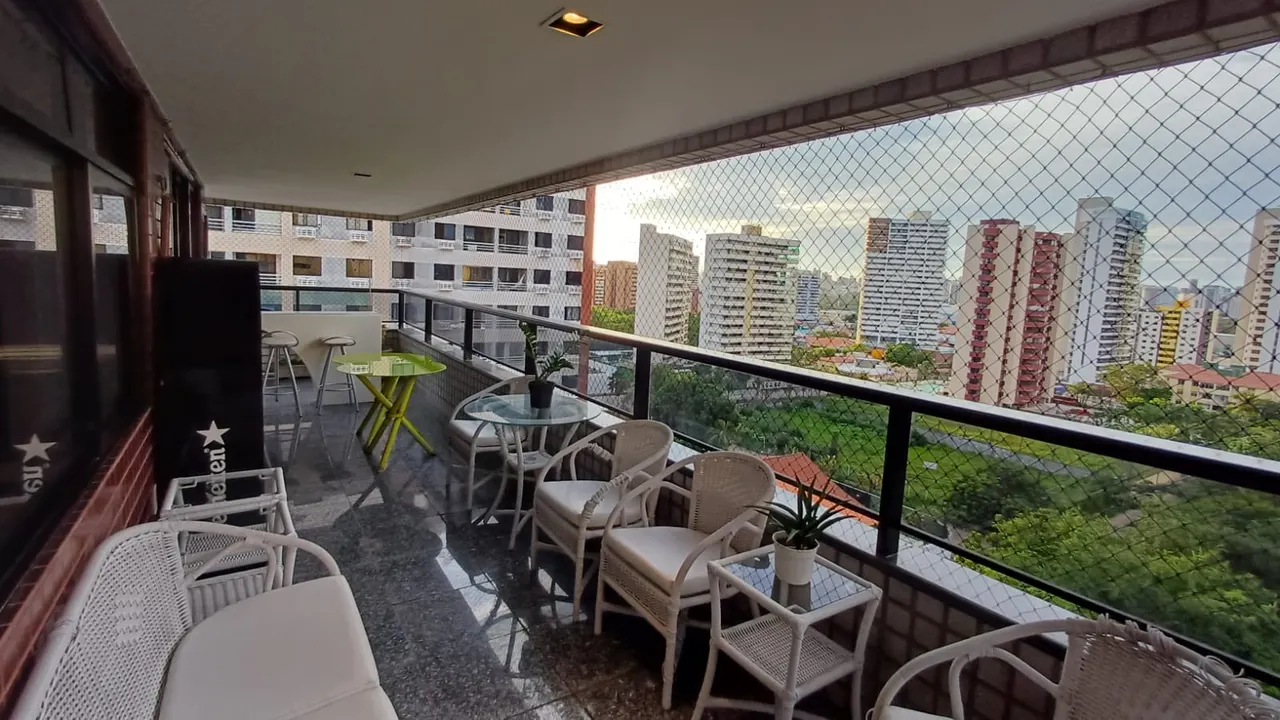Quatro suítes e varandão Norte no coração do Guararapes, foto 12