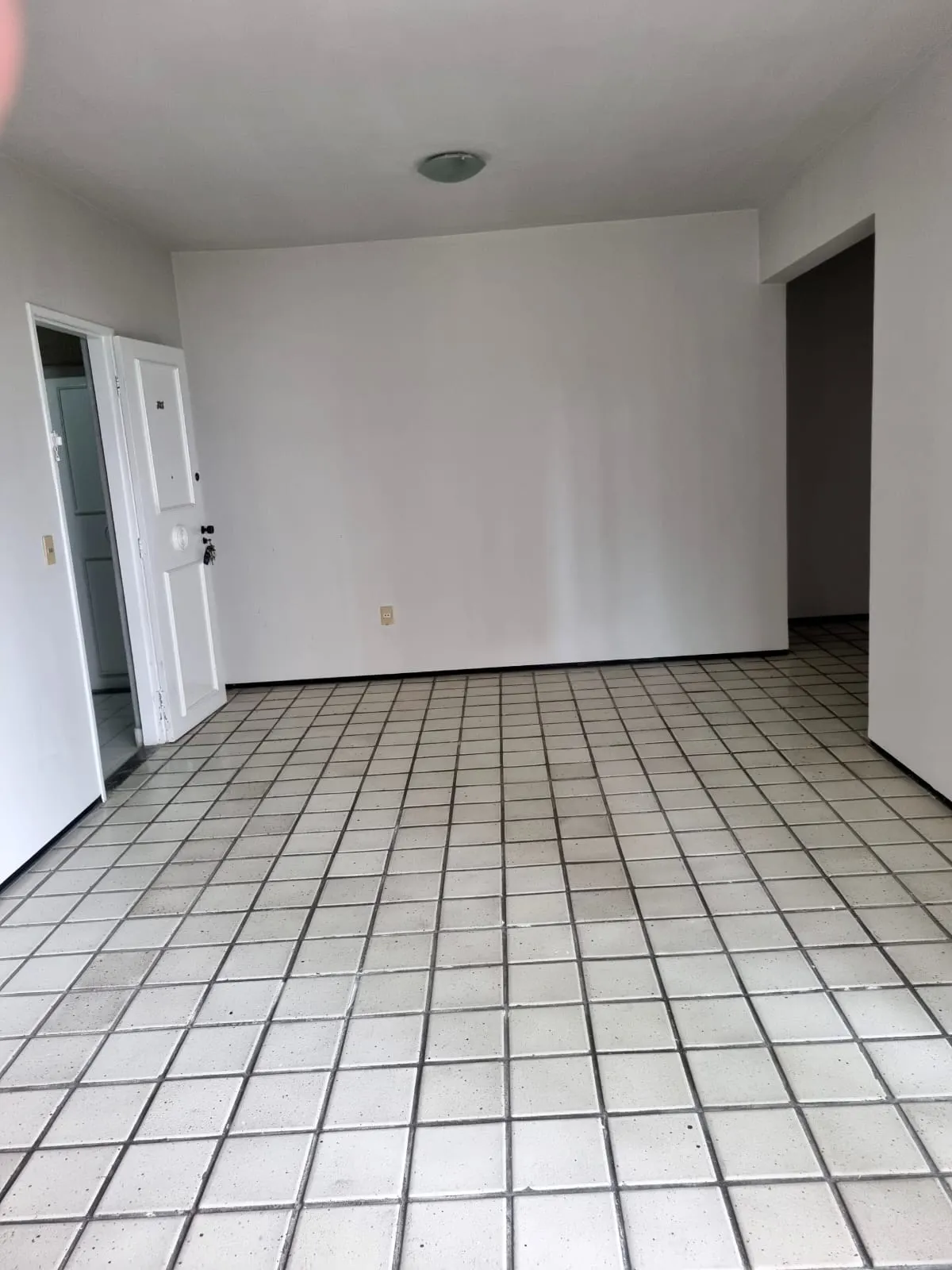 142 m² com 3 suítes a 500m da Beira-Mar, pronto para reformar do seu jeito, foto 2