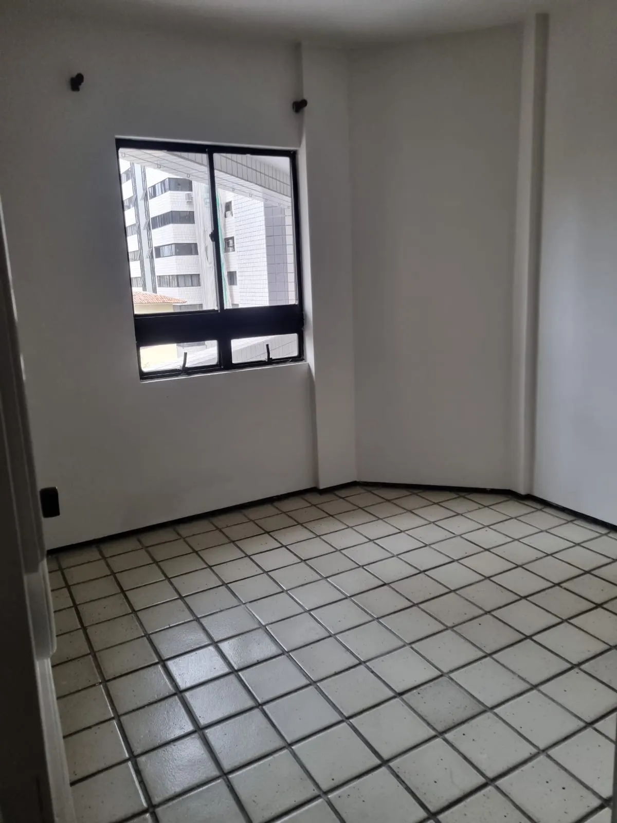142 m² com 3 suítes a 500m da Beira-Mar, pronto para reformar do seu jeito, foto 9