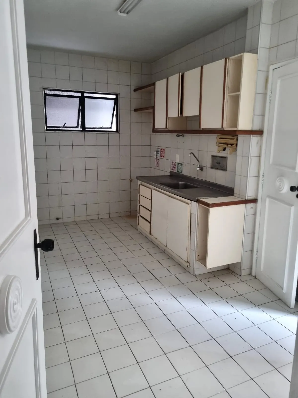 142 m² com 3 suítes a 500m da Beira-Mar, pronto para reformar do seu jeito, foto 13