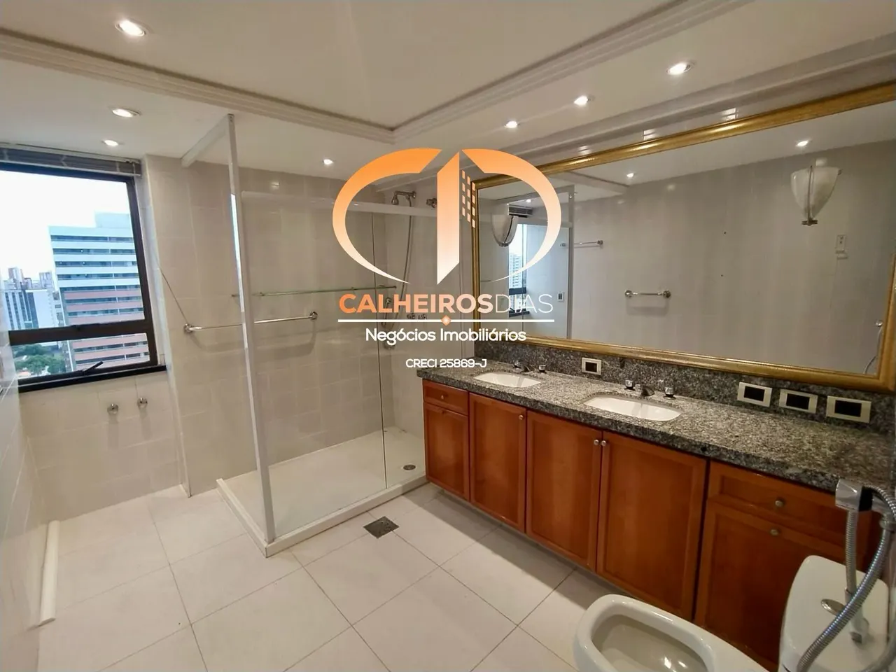 310 m² com 3 suítes e um andar por pavimento, alto padrão no coração do Meireles, foto 15