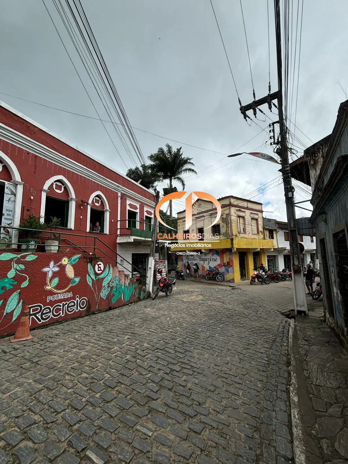 Área externa · Investimento raro na Serra de Baturité: pousada de 36 quartos na praça central de Pacoti, foto 1