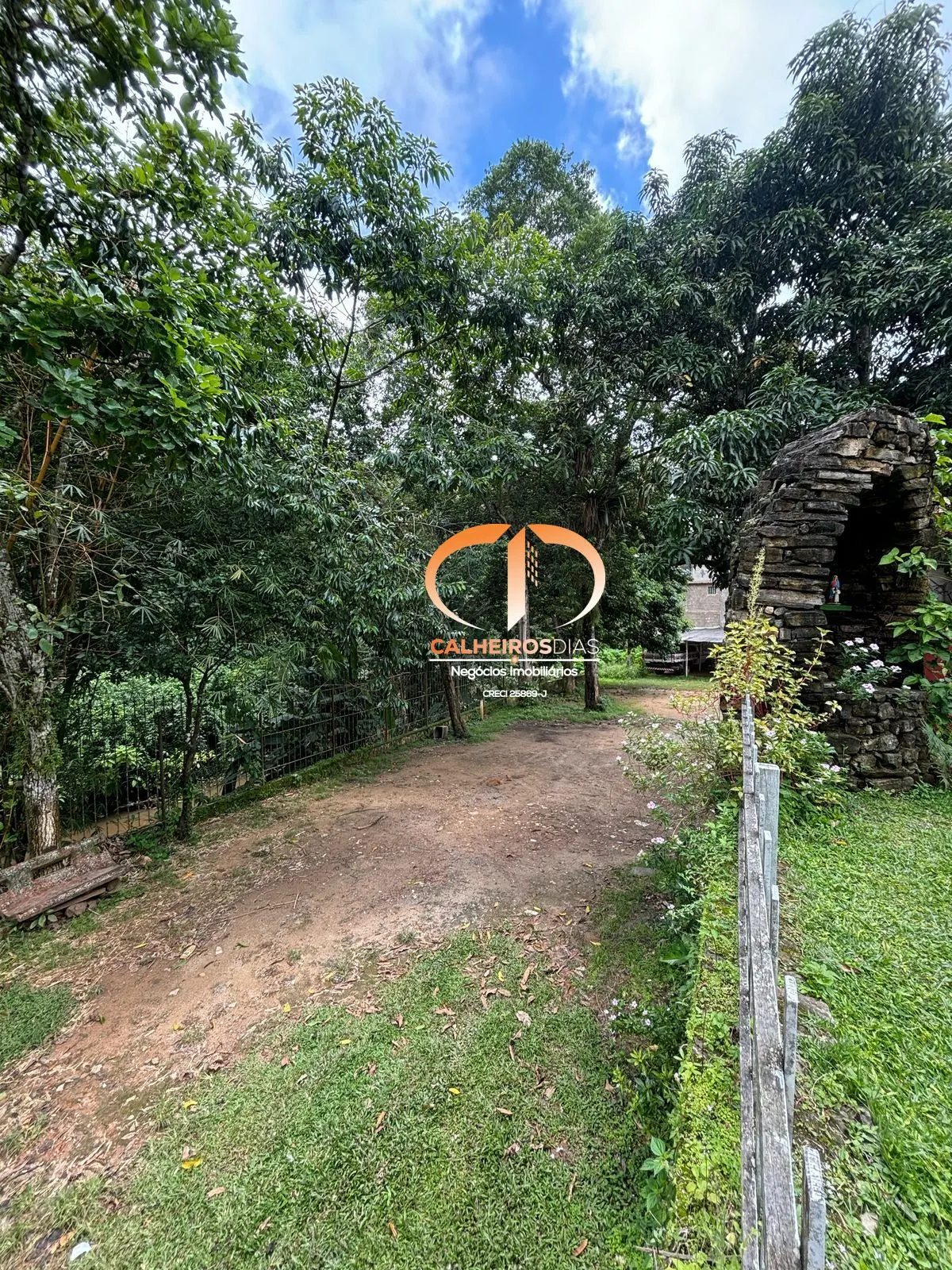 Área externa · Investimento raro na Serra de Baturité: pousada de 36 quartos na praça central de Pacoti, foto 14