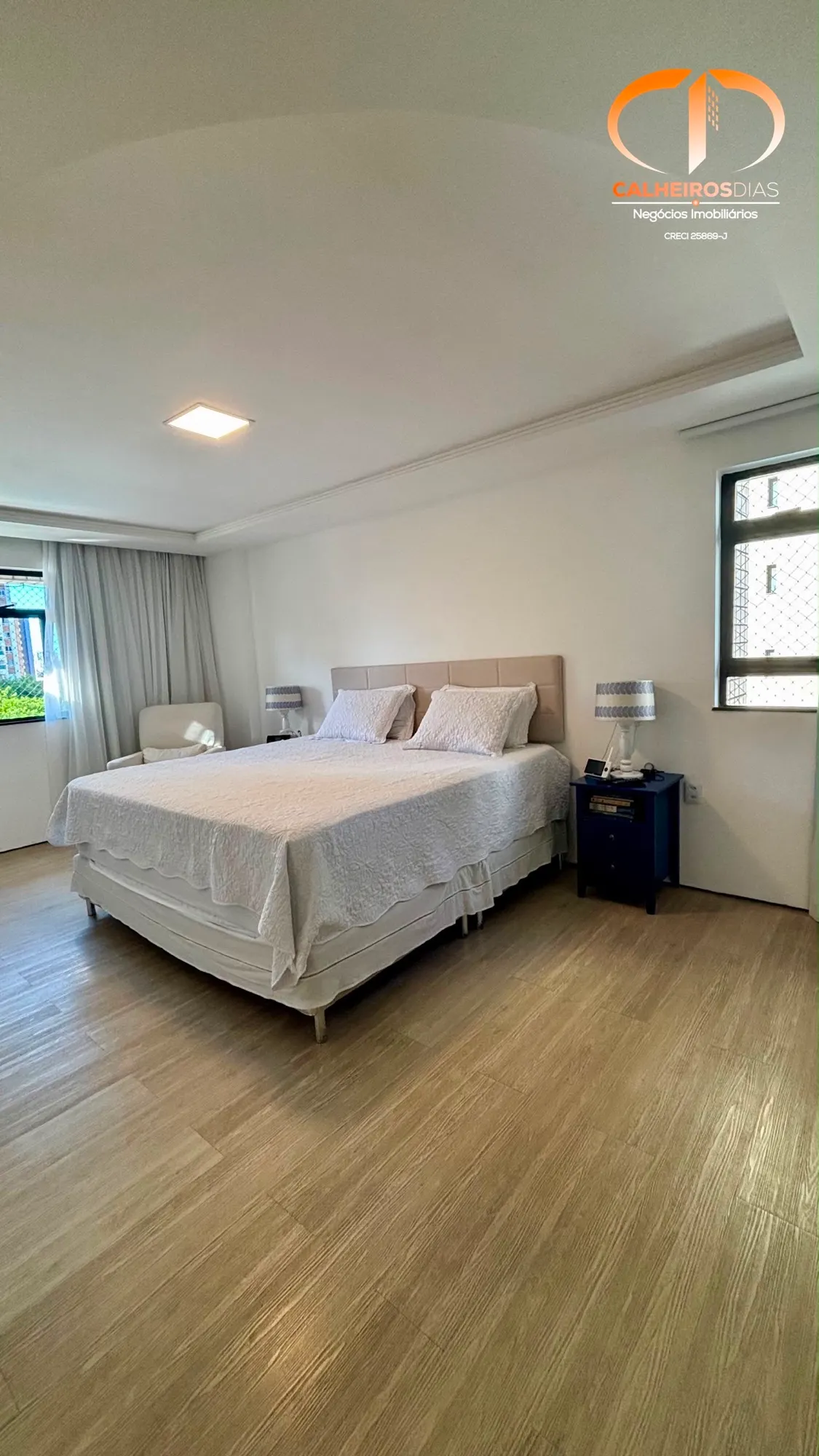 Três suítes, varandão com cortina de vidro e 4 vagas no Guararapes, foto 13