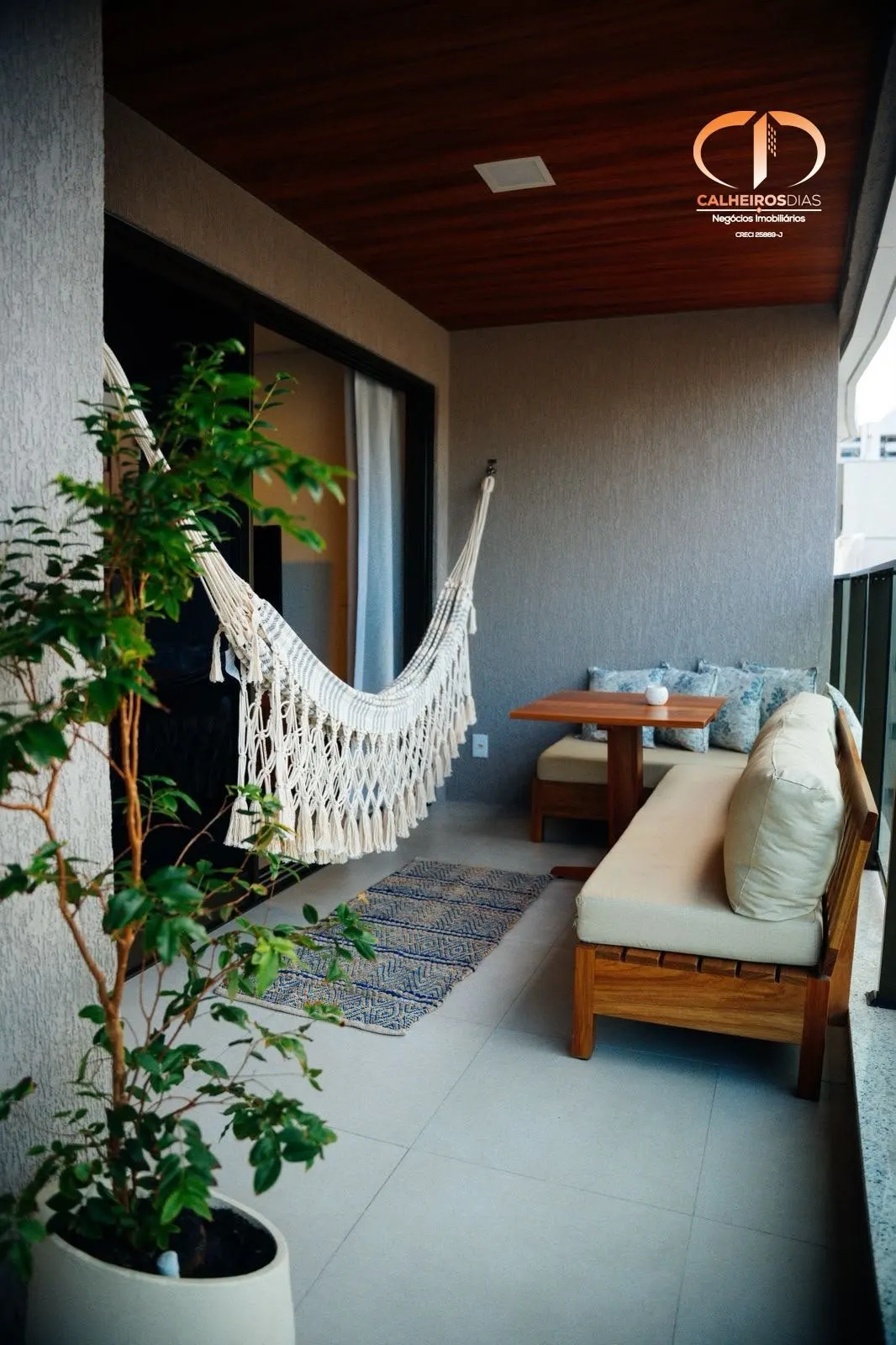 Apartamento de 40 m² com suíte e varanda, no Beach Class Meireles, foto 6