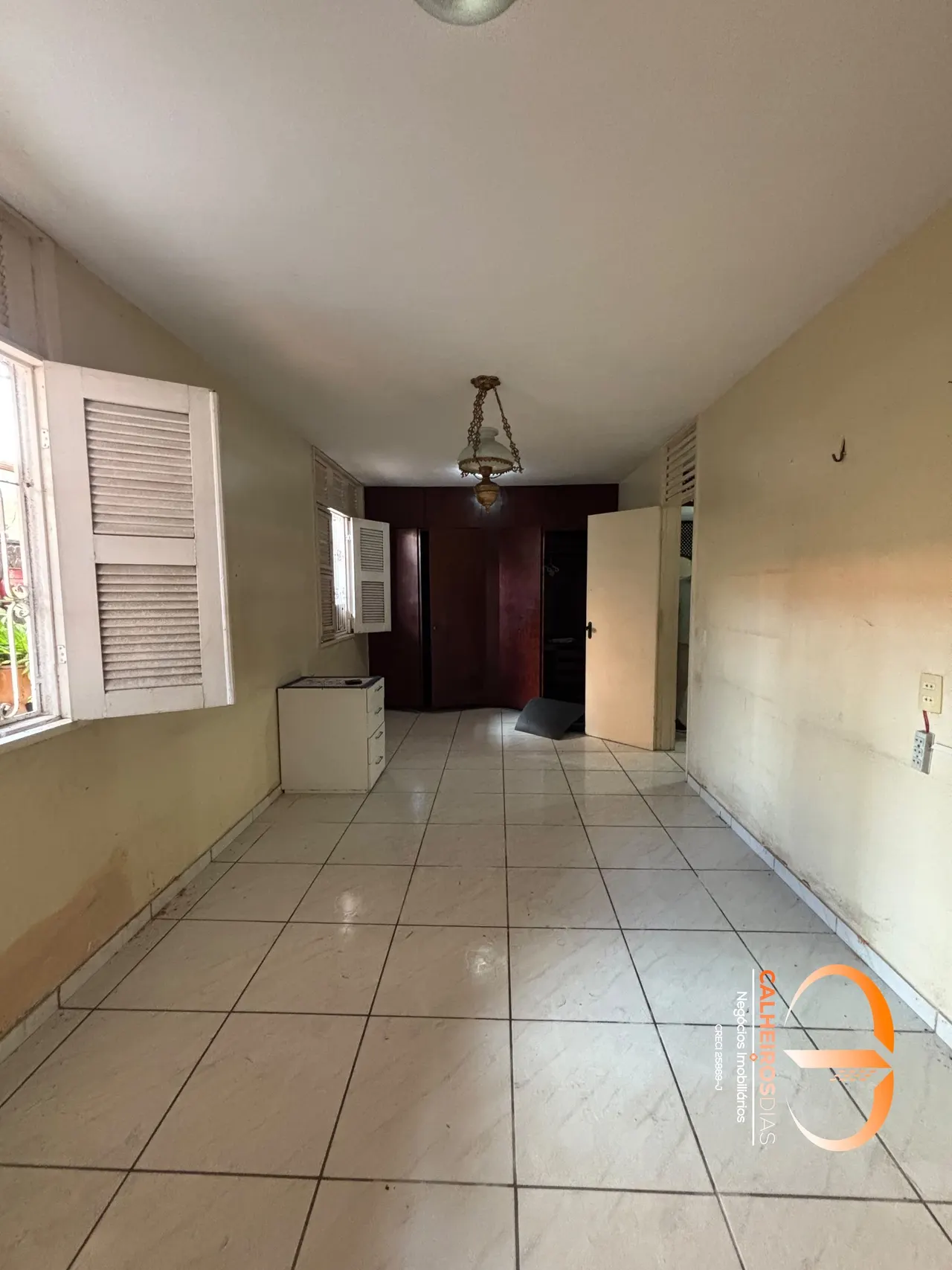 Casa de 400 m² com chalé independente e cinco vagas no Papicu, foto 9