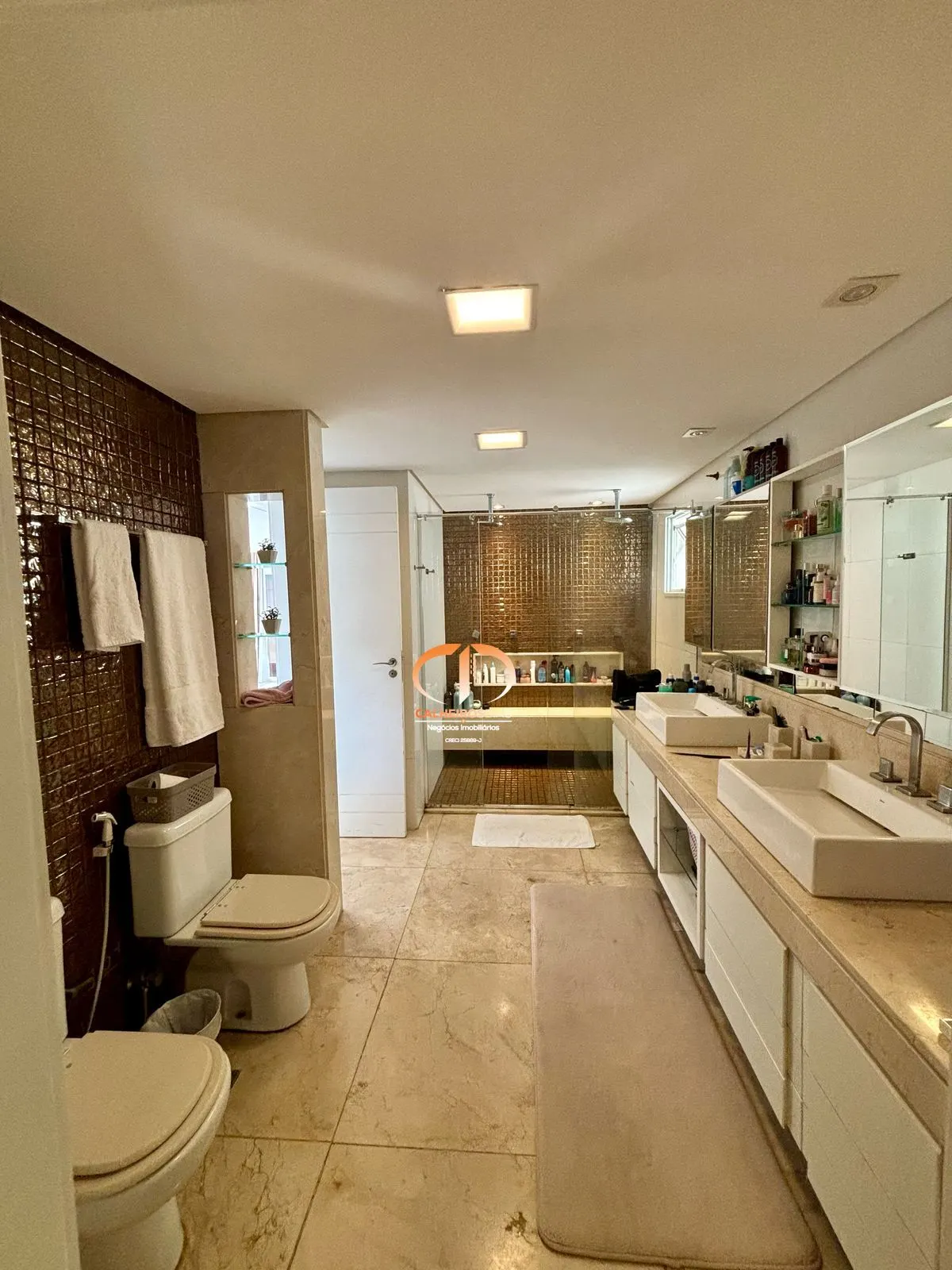 Casa triplex de 800 m² com 5 suítes em condomínio fechado no De Lourdes, foto 7