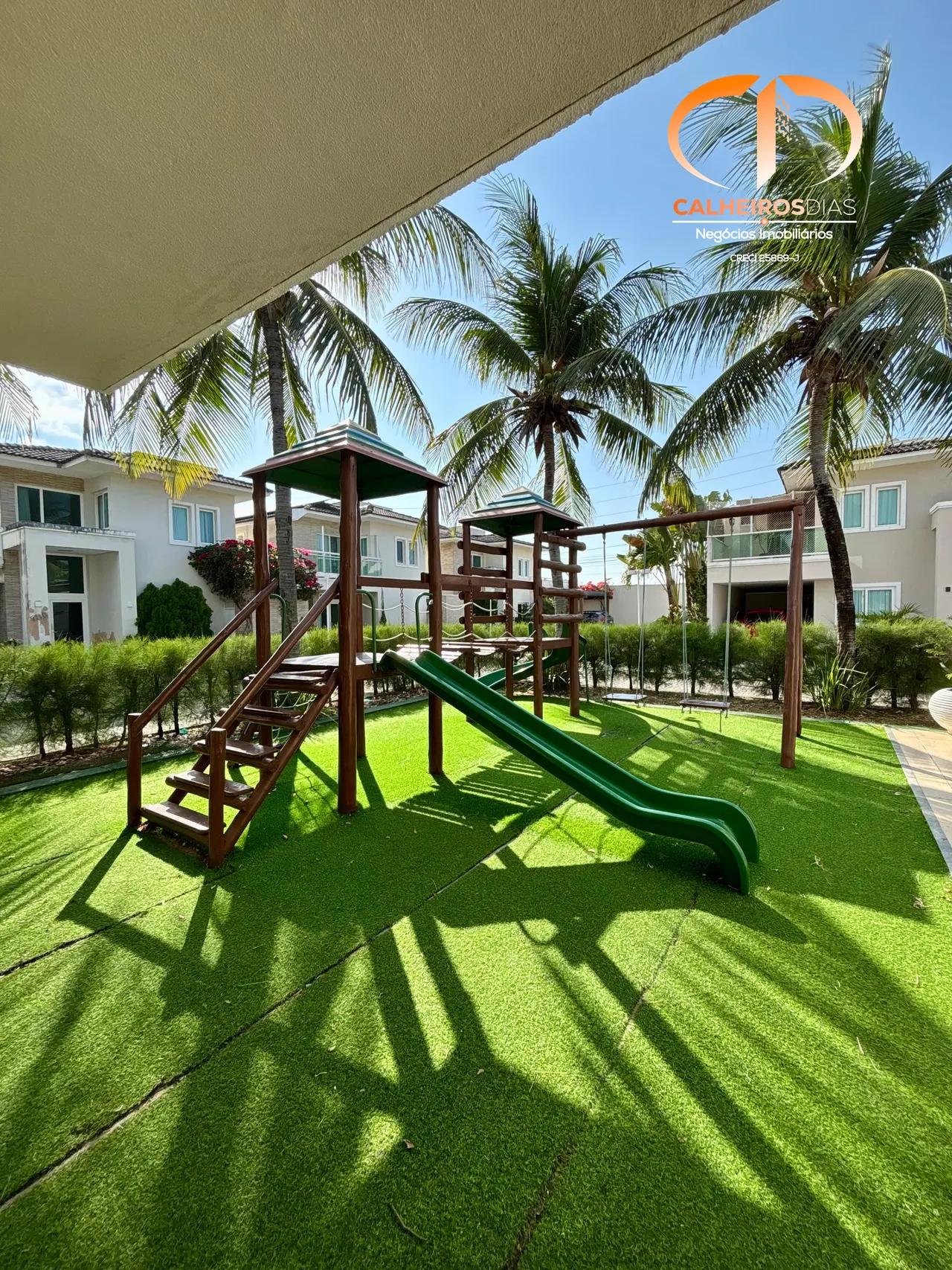 Área externa · Casa duplex de 300 m² com 3 suítes e energia solar em condomínio na Praia do Futuro, foto 8