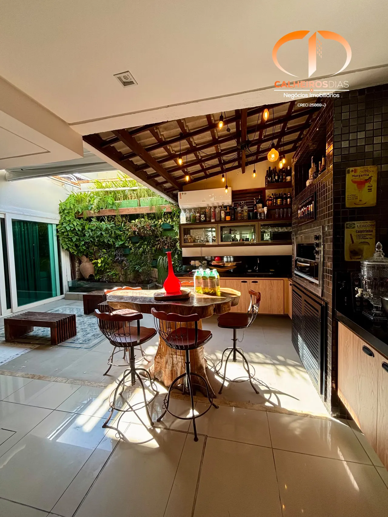 Casa duplex de 300 m² com 3 suítes e energia solar em condomínio na Praia do Futuro, foto 7