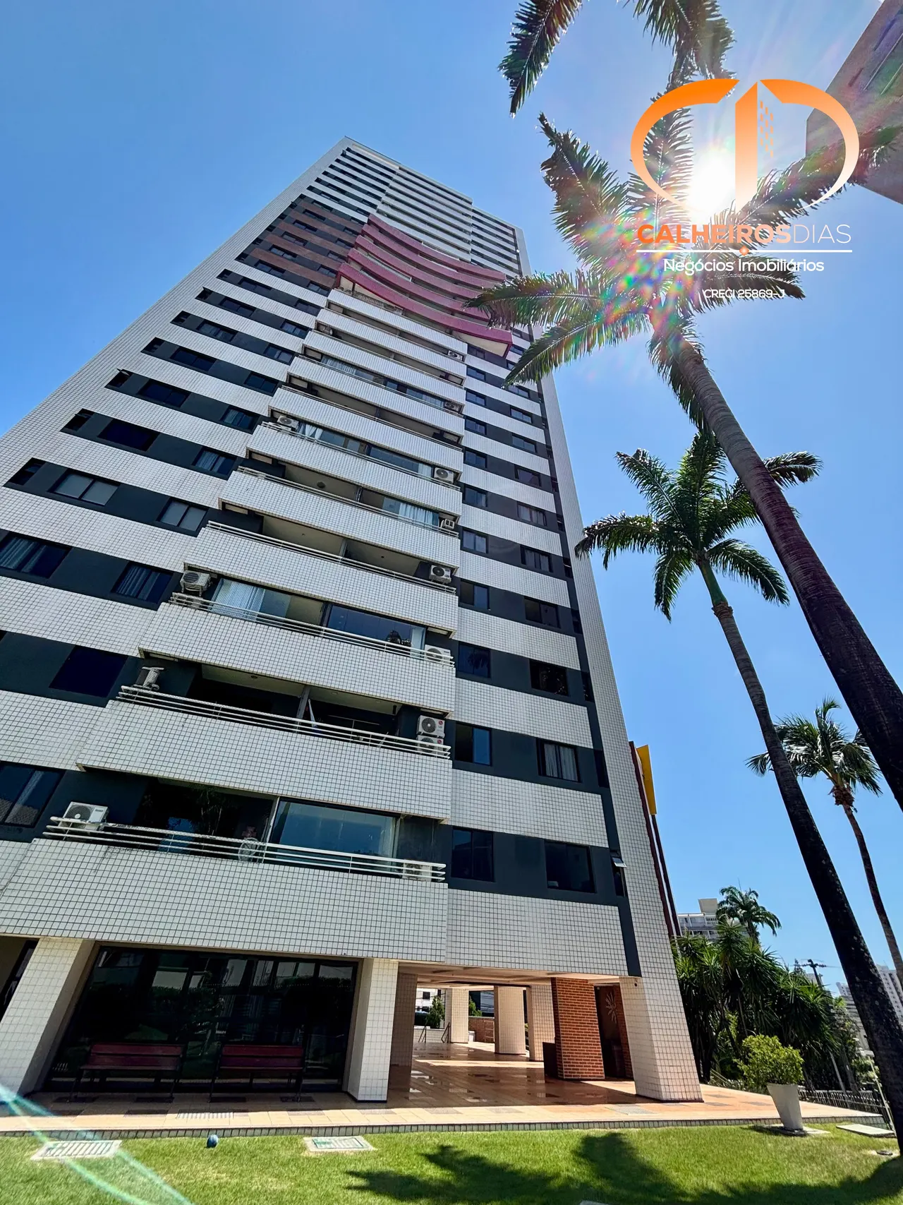 Área externa · 98 m² com 4 quartos, 2 suítes e móveis planejados no Dionísio Torres, foto 1
