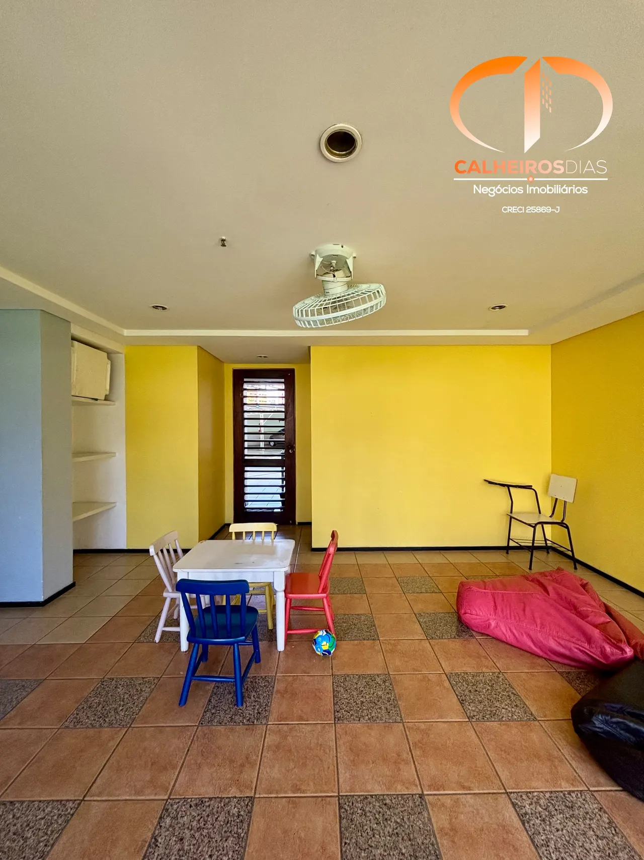 Área externa · 98 m² com 4 quartos, 2 suítes e móveis planejados no Dionísio Torres, foto 4