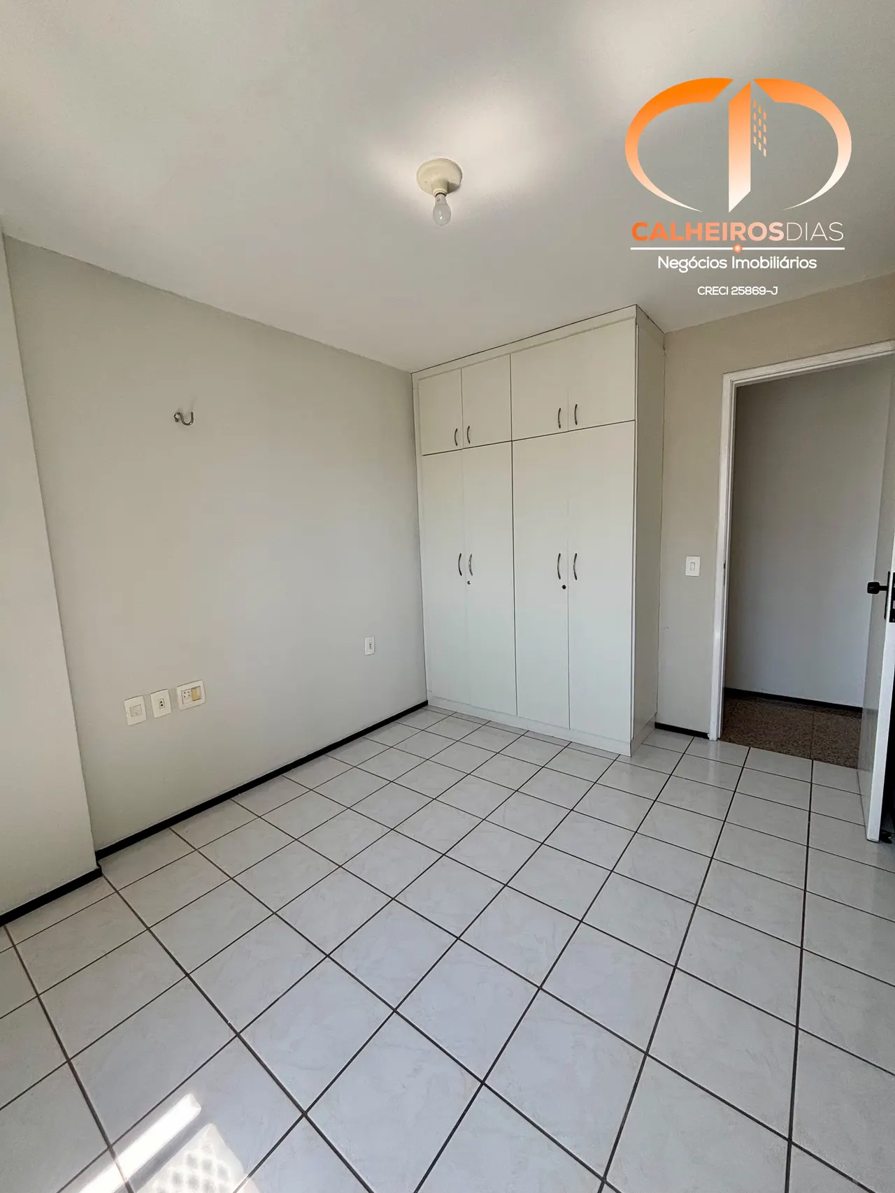 98 m² com 4 quartos, 2 suítes e móveis planejados no Dionísio Torres, foto 10