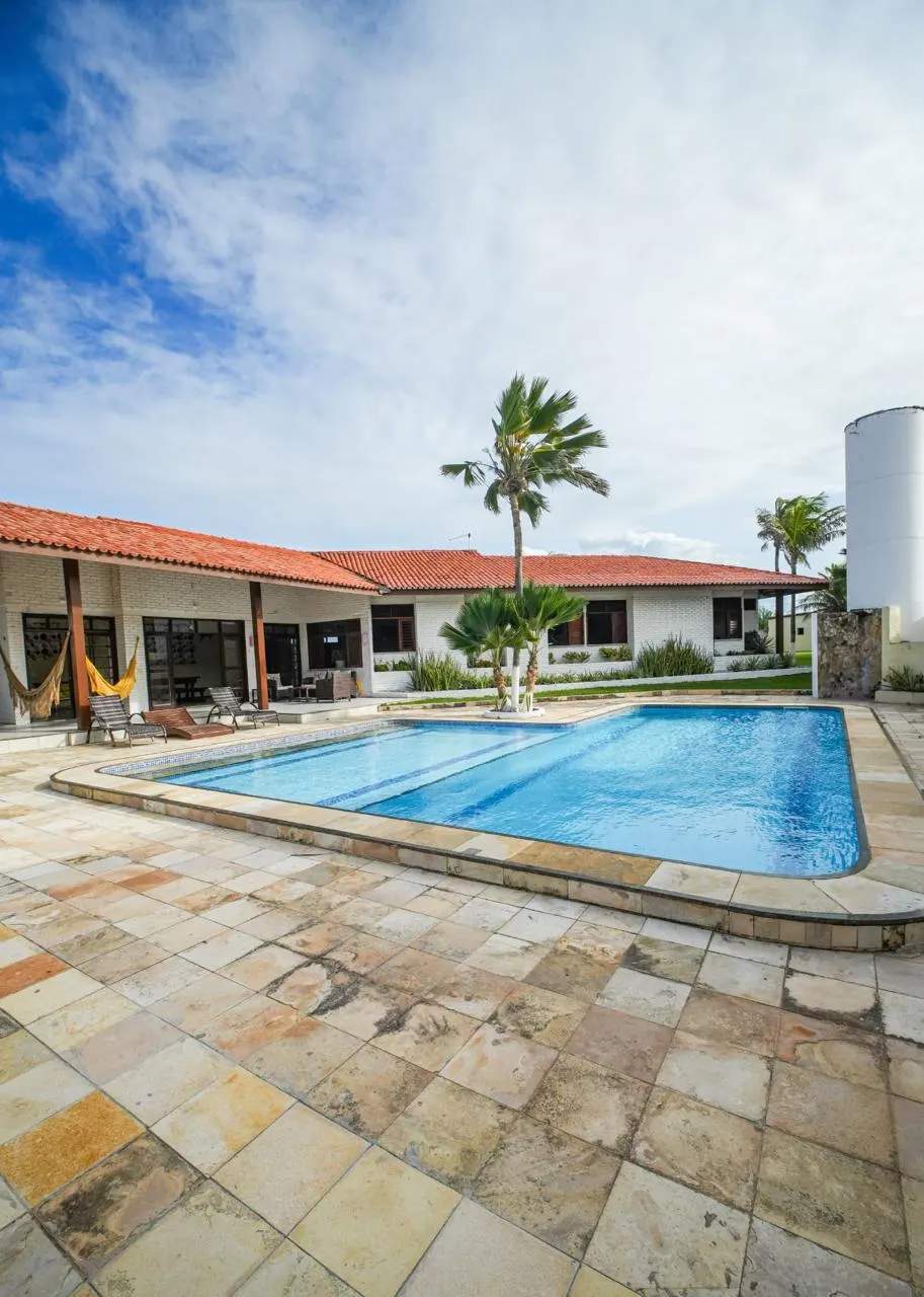 Área externa · Casa frente mar na Taíba, com piscina e terreno de 2.560 m², foto 3