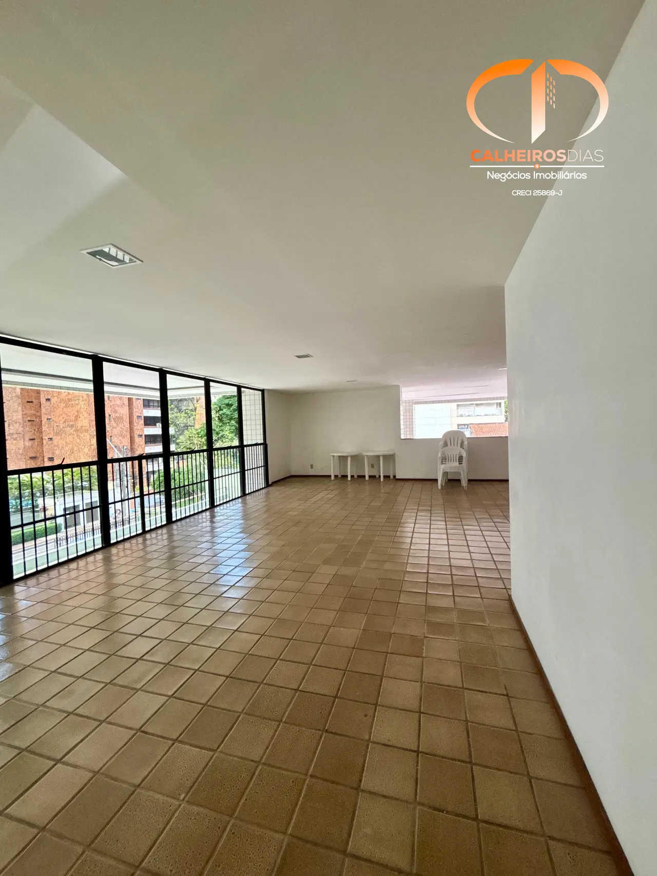 Área externa · Apartamento de 280 m², um por andar, com 3 suítes e 4 vagas no Meireles, foto 5