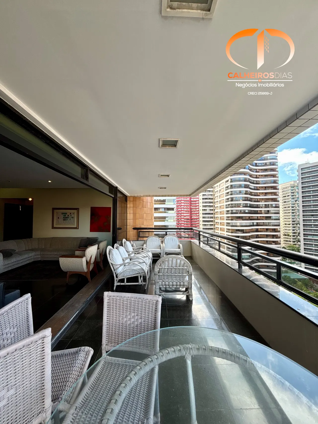 Apartamento de 280 m², um por andar, com 3 suítes e 4 vagas no Meireles, foto 4